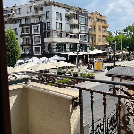 Marrone On Bogoridi Apartment